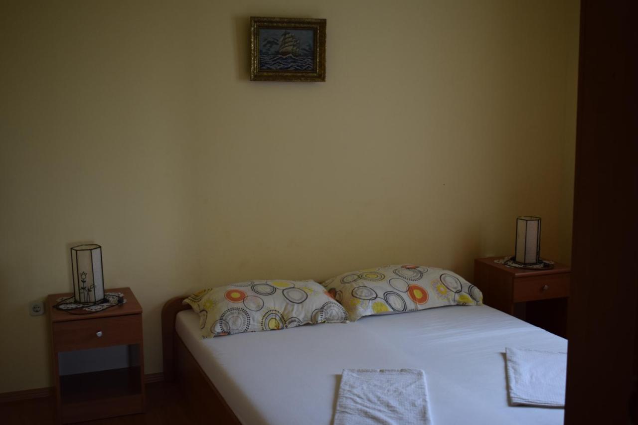 Apartments Loina Novalja Εξωτερικό φωτογραφία