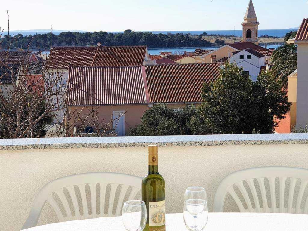 Apartments Loina Novalja Εξωτερικό φωτογραφία