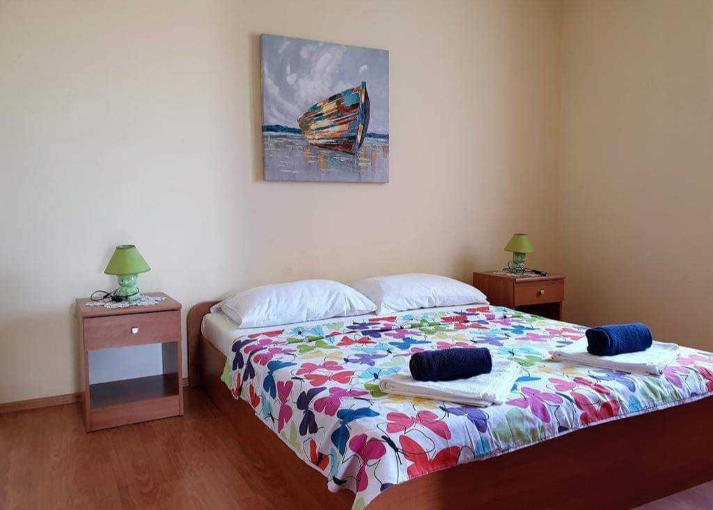 Apartments Loina Novalja Εξωτερικό φωτογραφία